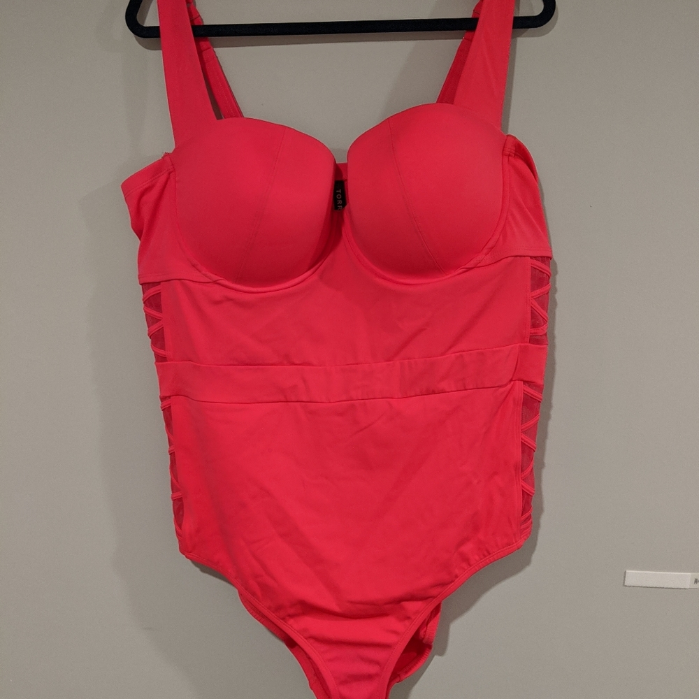Plus Size Torrid One Piece Swimsuit Size 3x